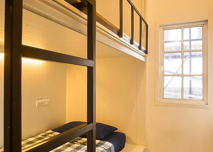 Comfy Crib * 曼谷