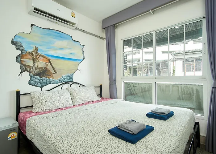 Comfy Crib 旅馆
